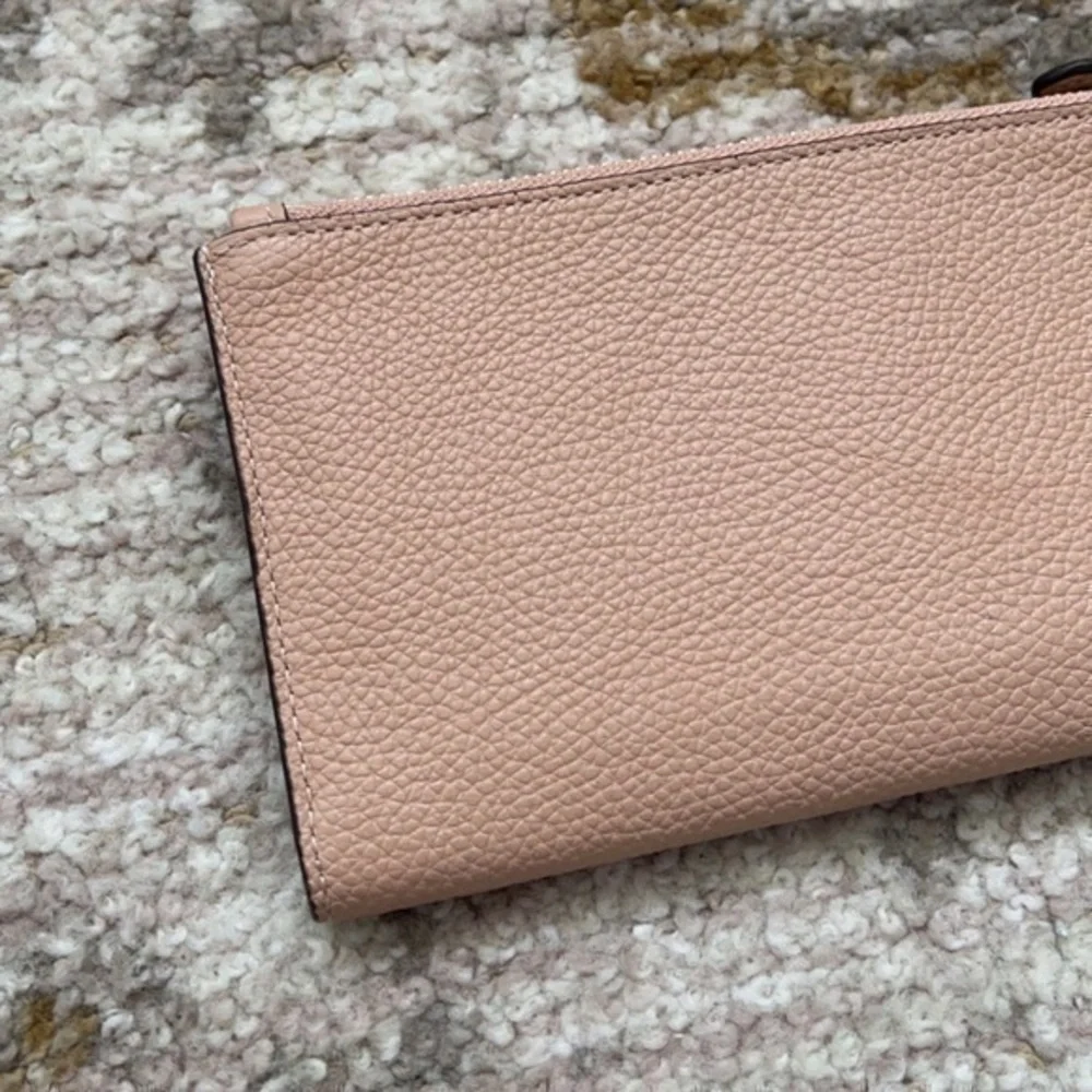 Coach Beige Pebbled Leather Large‎ Zip Wallet - Picture 5 of 10